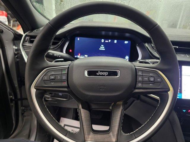 new 2026 Jeep Grand Cherokee car, priced at $42,750