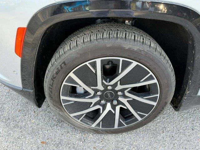 new 2025 Jeep Wagoneer S car, priced at $42,590