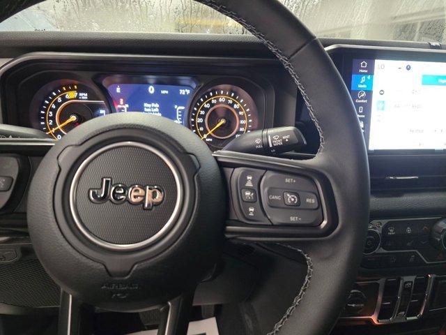 new 2025 Jeep Wrangler car, priced at $38,550