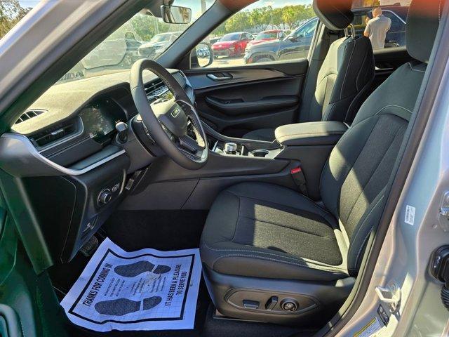 new 2025 Jeep Grand Cherokee L car, priced at $33,625