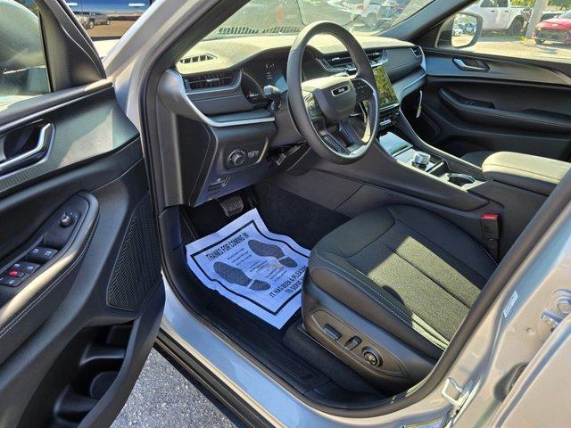 new 2025 Jeep Grand Cherokee L car, priced at $33,625