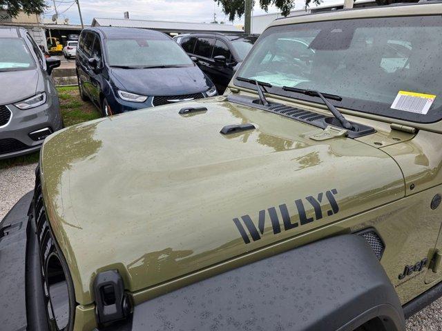 new 2025 Jeep Wrangler car, priced at $44,575