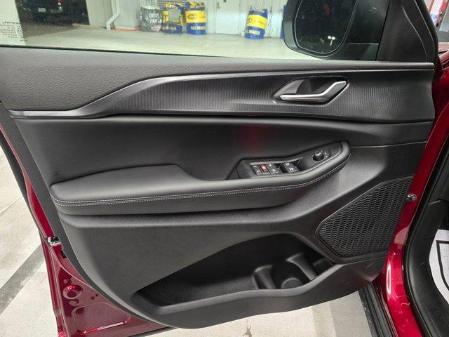 new 2025 Jeep Grand Cherokee car, priced at $33,420