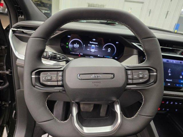 new 2026 Jeep Cherokee car, priced at $41,410