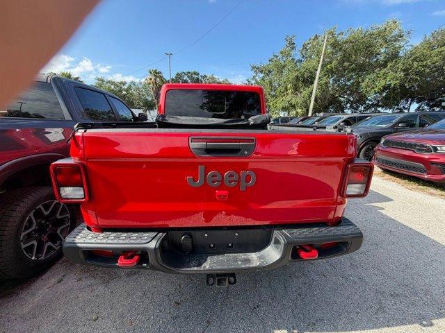 used 2021 Jeep Gladiator car, priced at $34,476