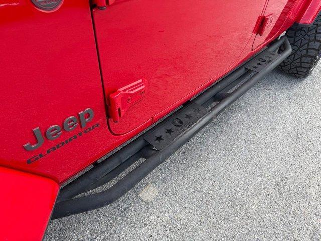 used 2021 Jeep Gladiator car, priced at $34,476