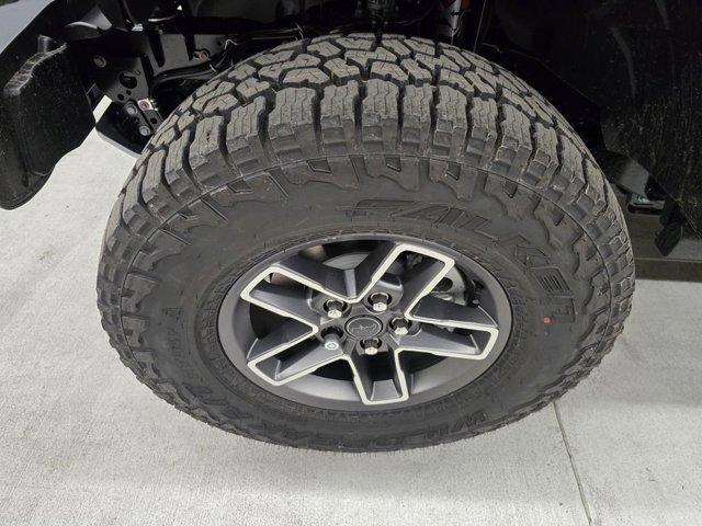 new 2025 Jeep Gladiator car, priced at $46,580