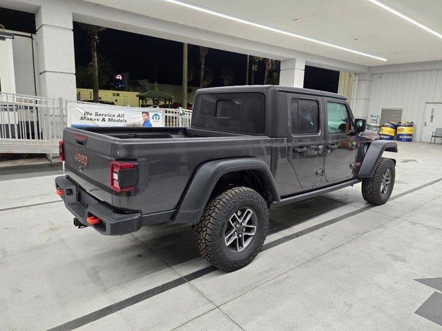 new 2025 Jeep Gladiator car, priced at $46,580