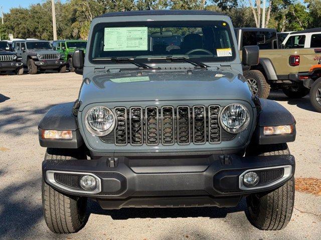new 2026 Jeep Gladiator car, priced at $38,365