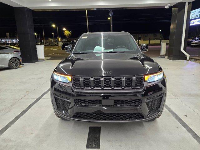 new 2026 Jeep Grand Cherokee car, priced at $42,750