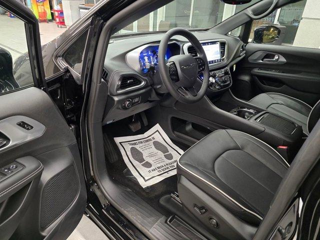 new 2026 Chrysler Pacifica car, priced at $47,755