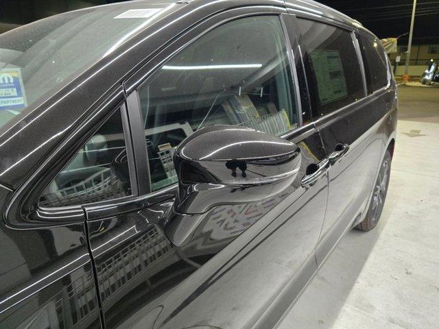 new 2026 Chrysler Pacifica car, priced at $47,755