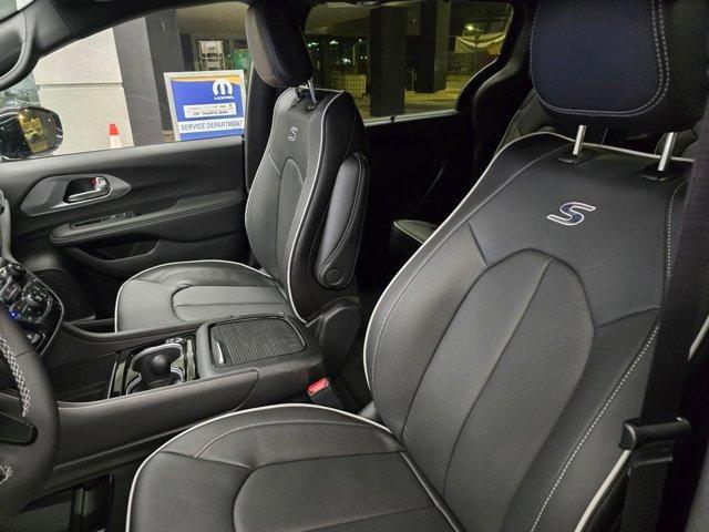 new 2026 Chrysler Pacifica car, priced at $47,755
