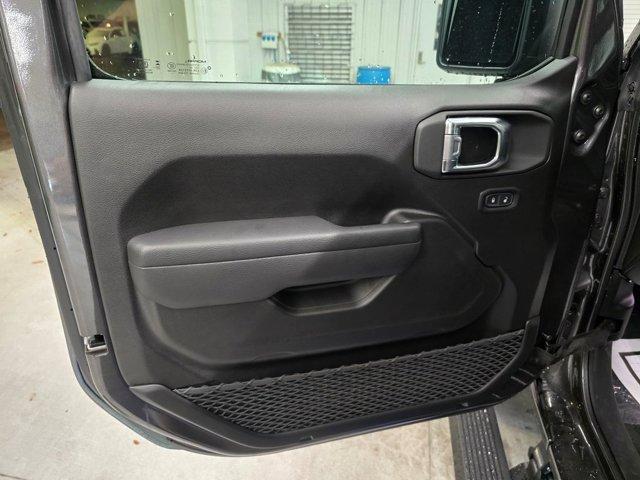 new 2026 Jeep Gladiator car, priced at $52,000