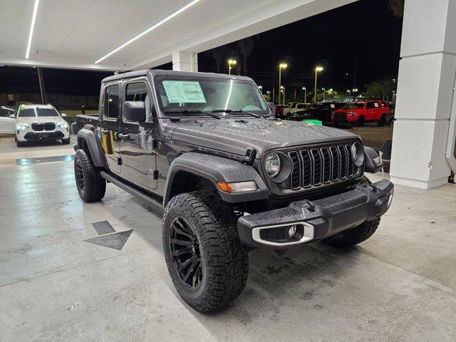 new 2026 Jeep Gladiator car, priced at $46,066