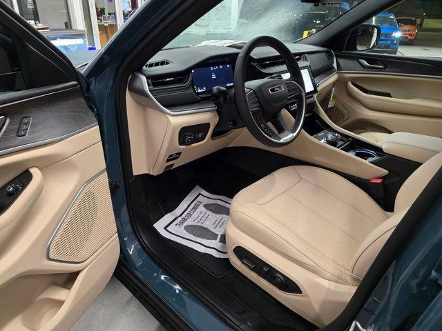 new 2026 Jeep Grand Cherokee L car, priced at $52,150