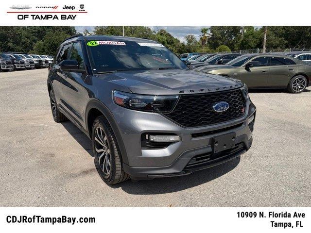 used 2022 Ford Explorer car, priced at $35,776