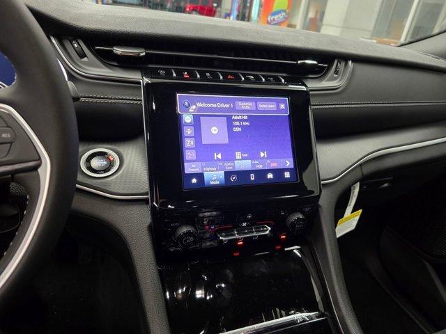 new 2025 Jeep Grand Cherokee car, priced at $35,575