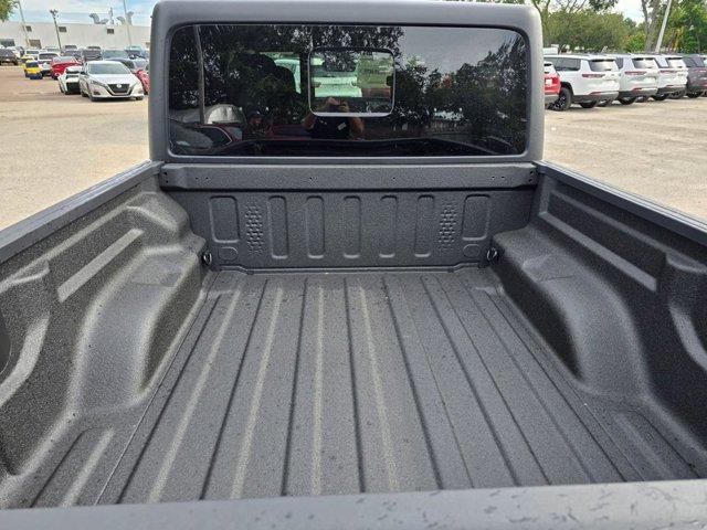 new 2025 Jeep Gladiator car, priced at $47,620