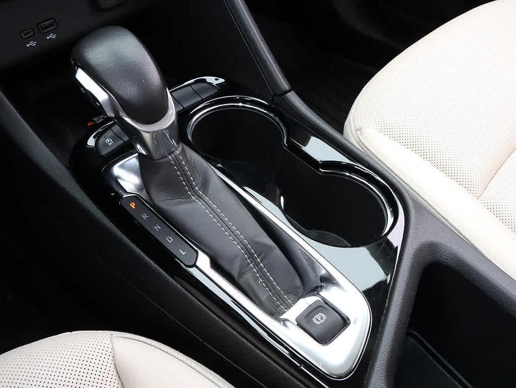 used 2024 Buick Encore GX car, priced at $20,991