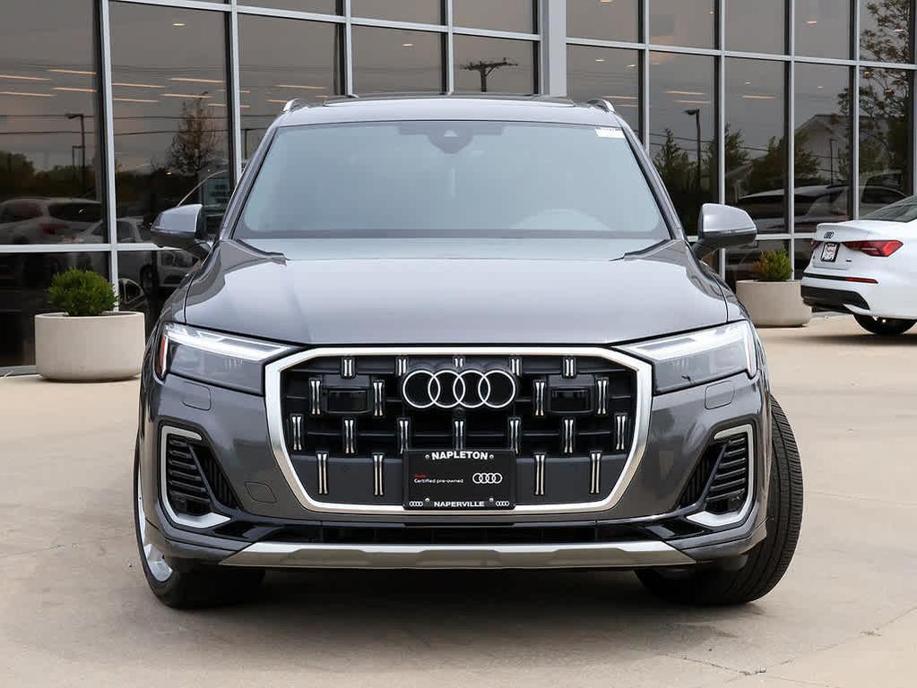 used 2025 Audi Q7 car, priced at $57,891