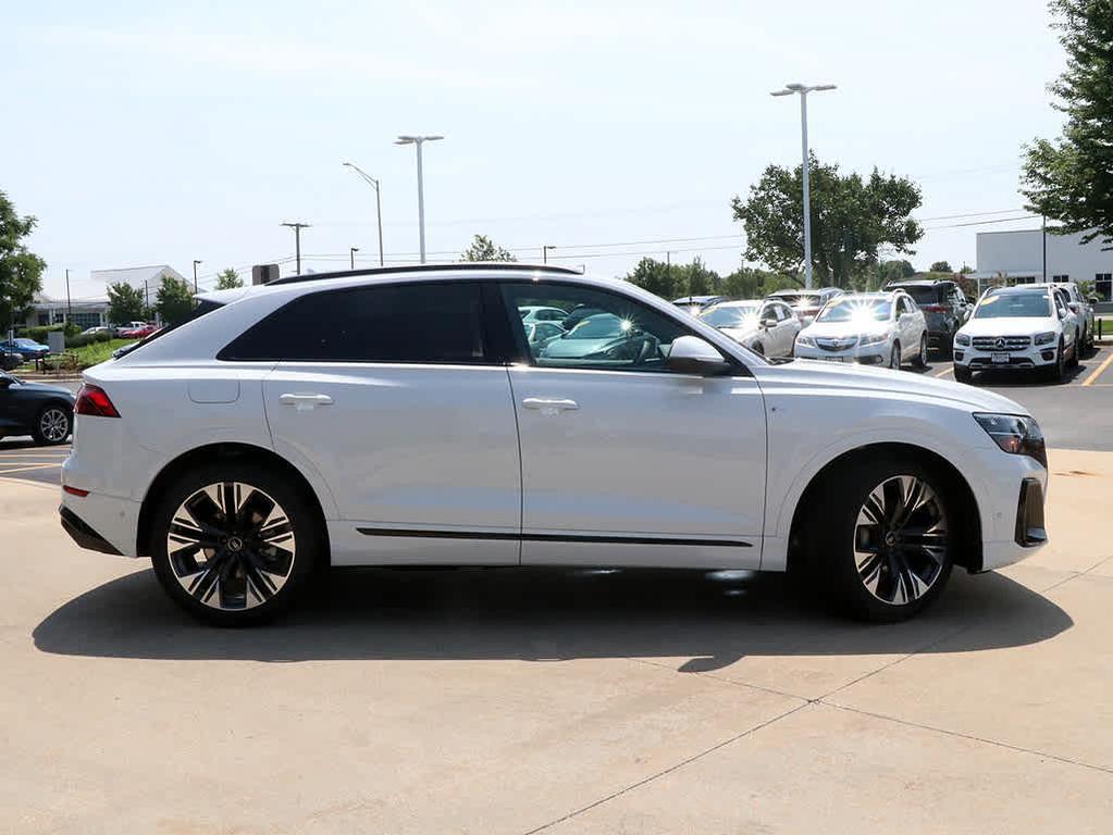new 2025 Audi Q8 car, priced at $79,372