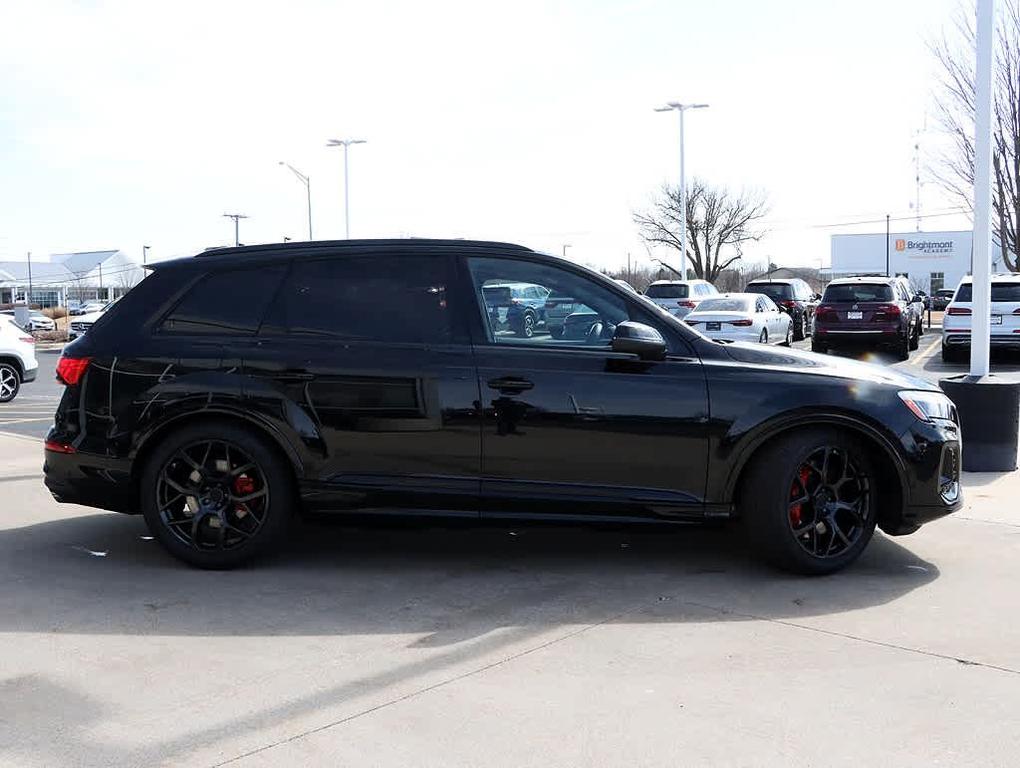 new 2026 Audi SQ7 car, priced at $108,760