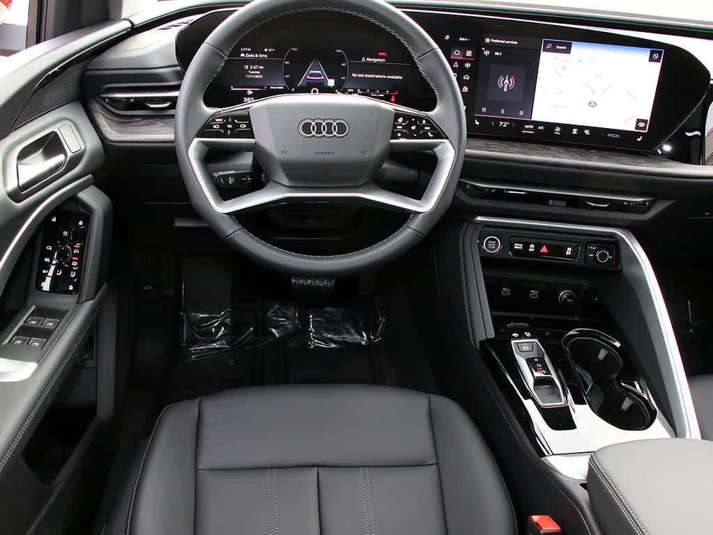 new 2025 Audi Q5 car, priced at $51,616