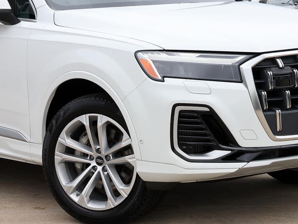 used 2025 Audi Q7 car, priced at $48,991