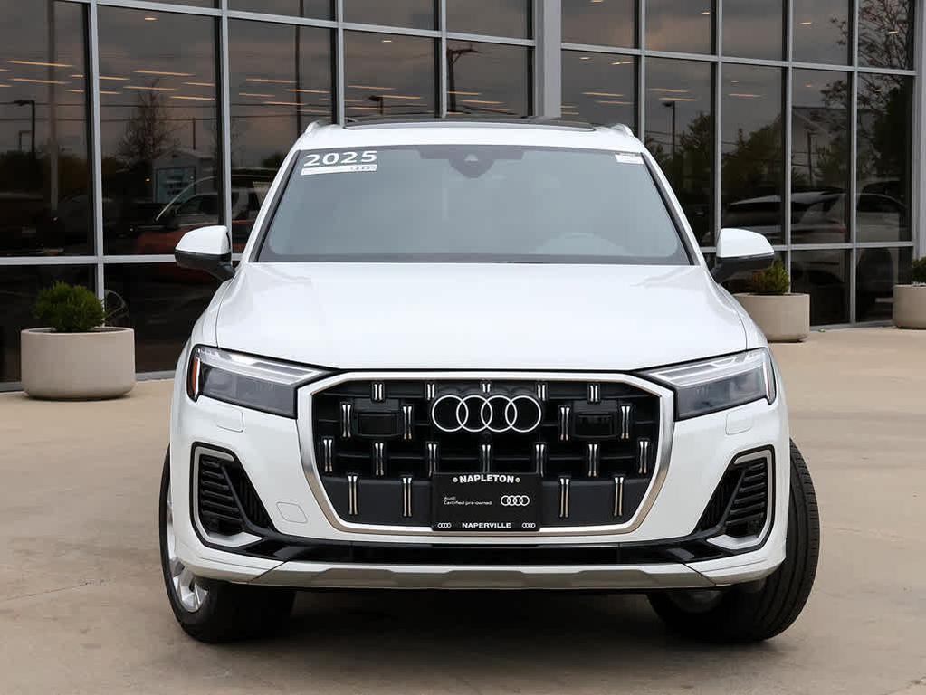 used 2025 Audi Q7 car, priced at $48,991