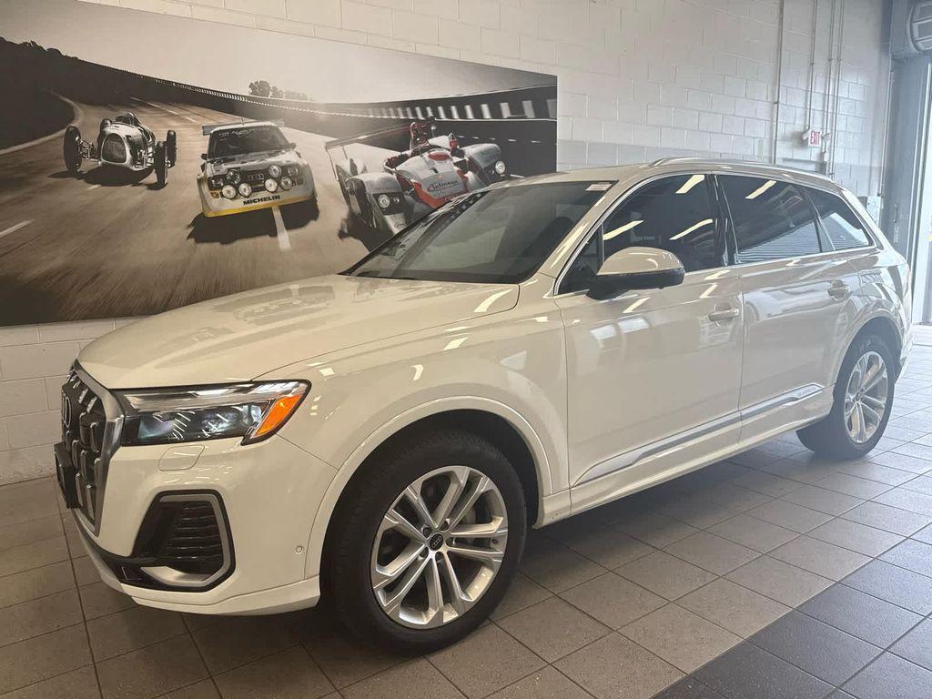 used 2025 Audi Q7 car, priced at $49,991