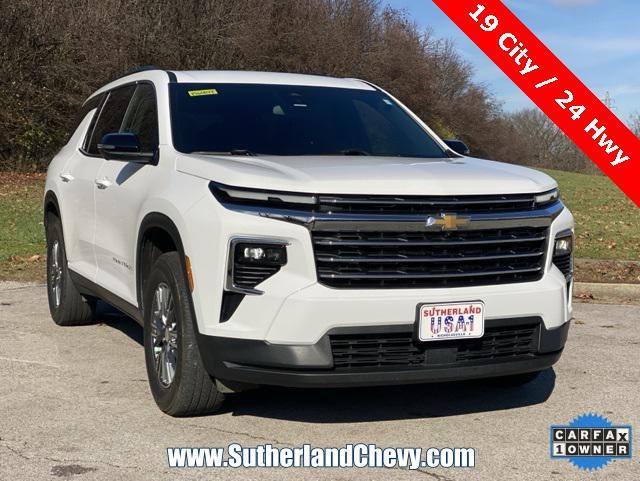 used 2024 Chevrolet Traverse car, priced at $35,108