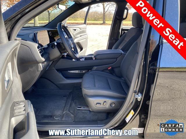 used 2024 Chevrolet Traverse car, priced at $34,998