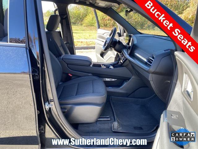 used 2024 Chevrolet Traverse car, priced at $34,998