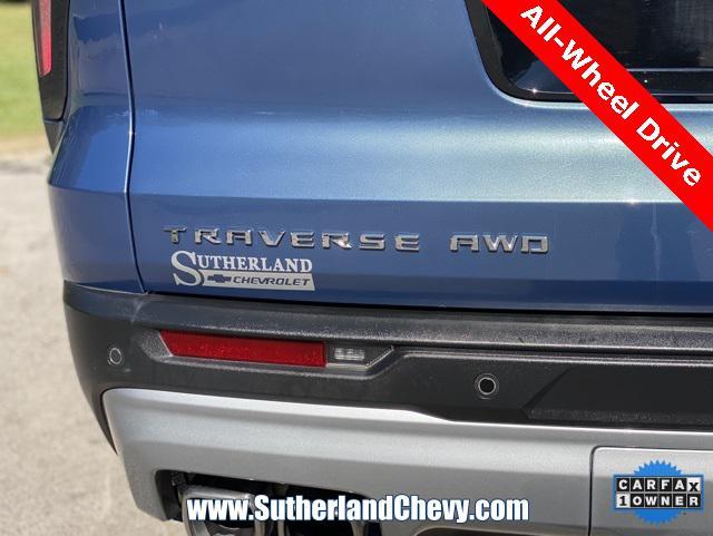 used 2024 Chevrolet Traverse car, priced at $34,198