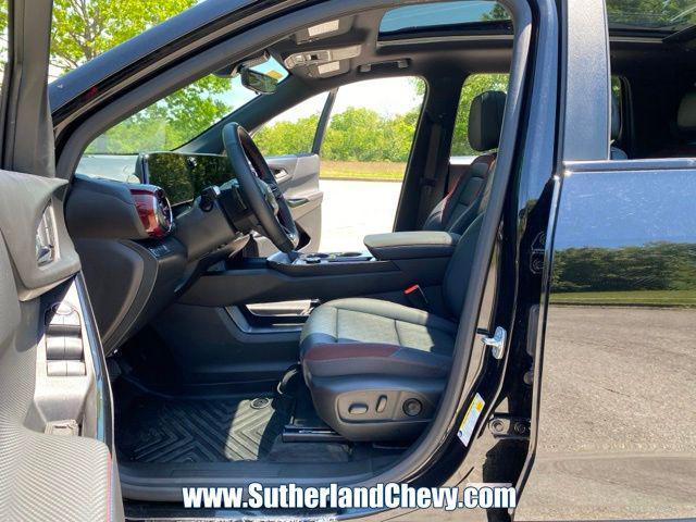 used 2025 Chevrolet Equinox car, priced at $31,498