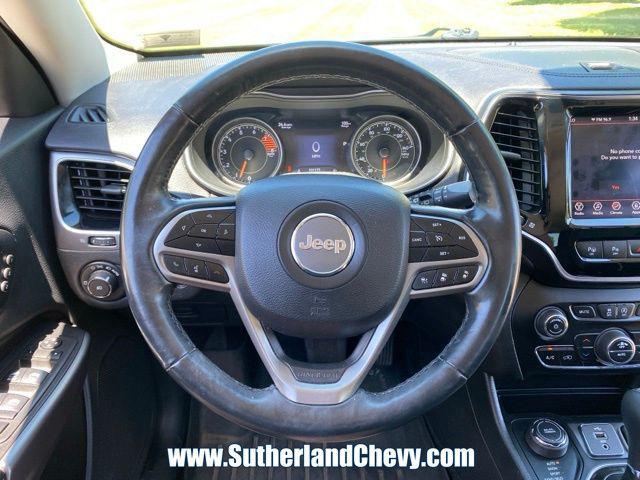used 2019 Jeep Cherokee car, priced at $13,998