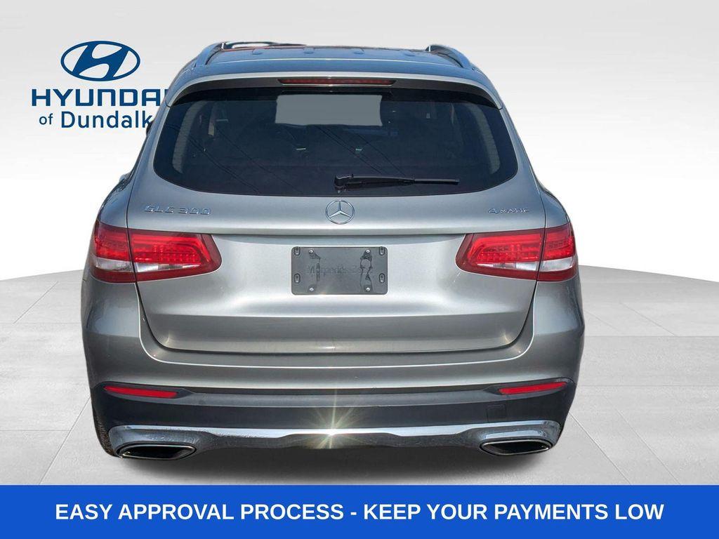 used 2019 Mercedes-Benz GLC 300 car, priced at $19,500