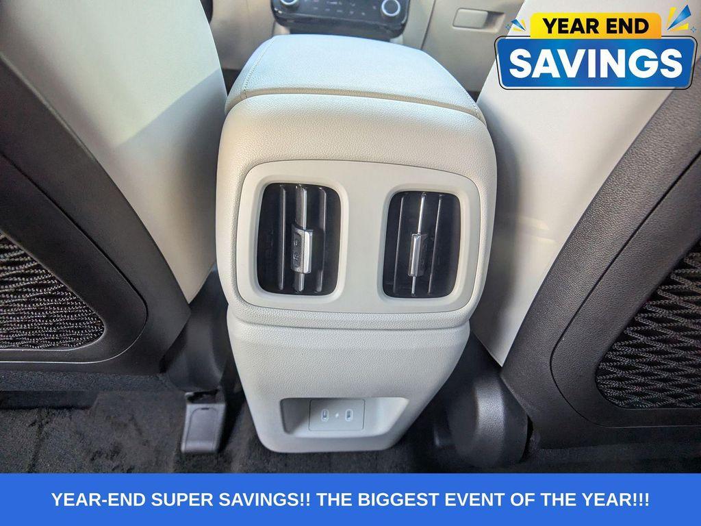 new 2026 Hyundai TUCSON Hybrid car, priced at $33,149