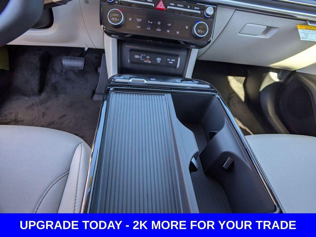 new 2026 Hyundai TUCSON Hybrid car, priced at $33,856