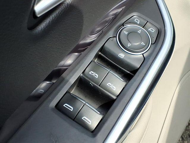 used 2023 Cadillac XT4 car, priced at $24,943