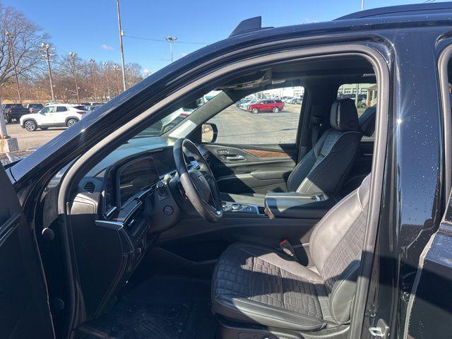 used 2023 Cadillac Escalade ESV car, priced at $75,209