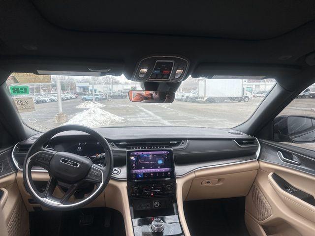 used 2025 Jeep Grand Cherokee L car, priced at $29,338