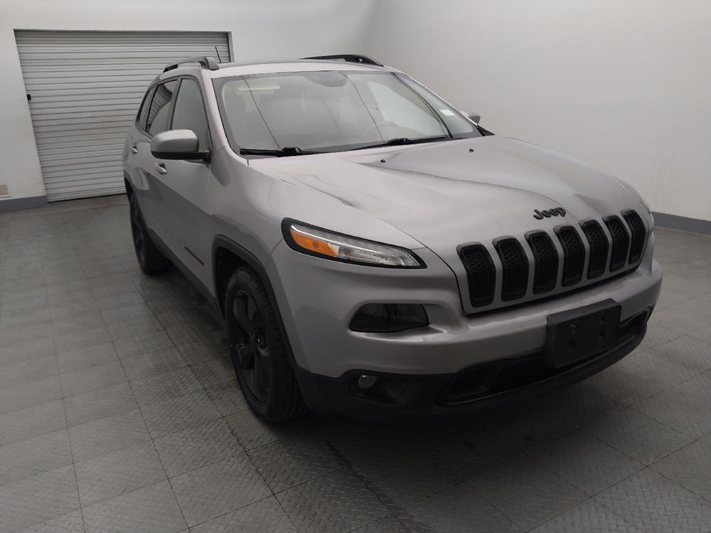 used 2018 Jeep Cherokee car, priced at $15,595