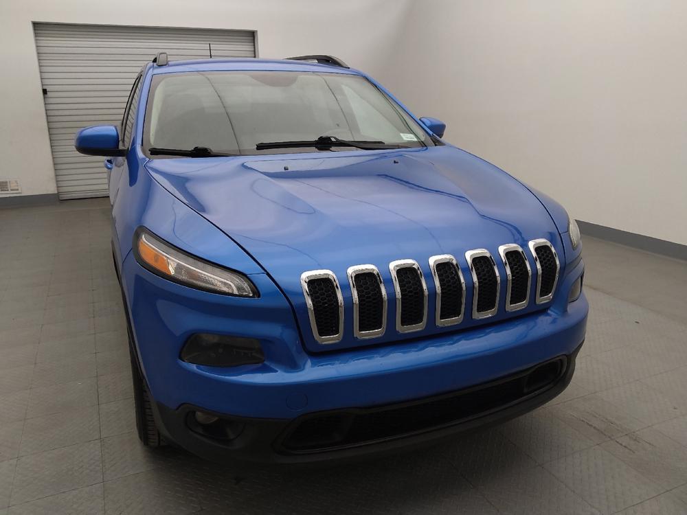 used 2018 Jeep Cherokee car, priced at $14,995