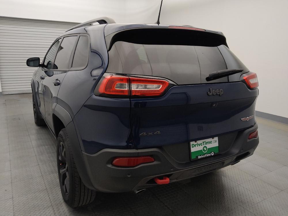used 2018 Jeep Cherokee car, priced at $20,995