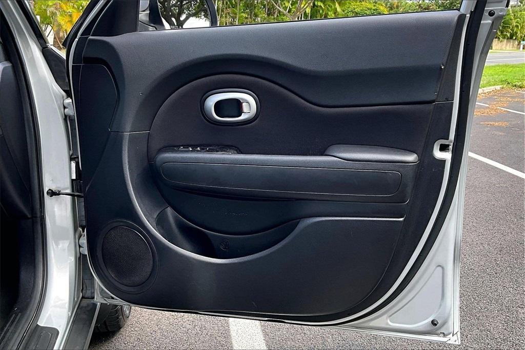 used 2015 Kia Soul car, priced at $7,995