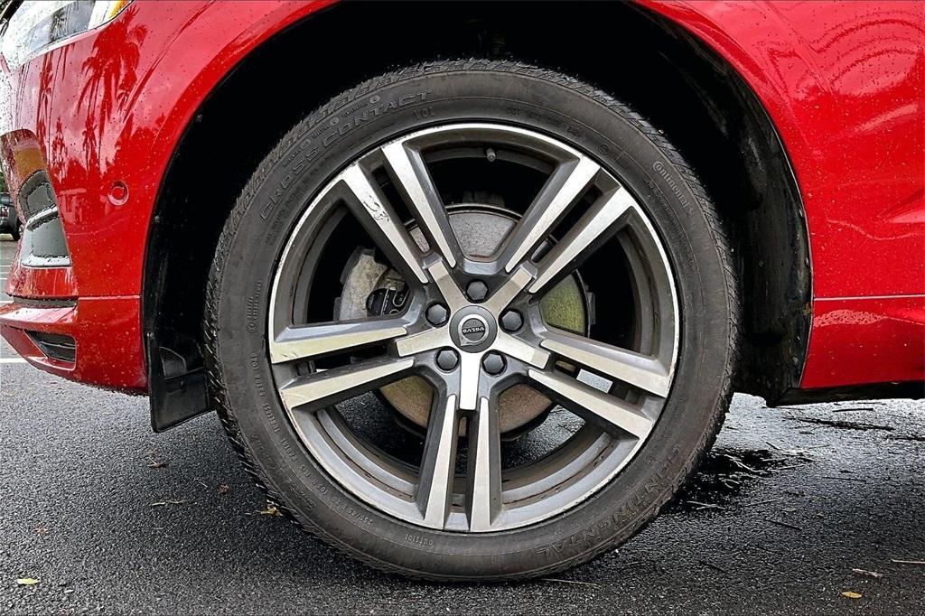 used 2019 Volvo XC60 car, priced at $23,888