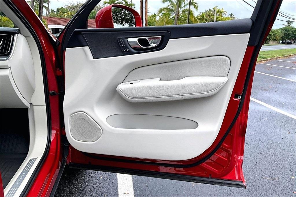 used 2019 Volvo XC60 car, priced at $23,888