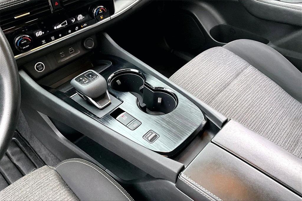 used 2021 Nissan Rogue car, priced at $18,995